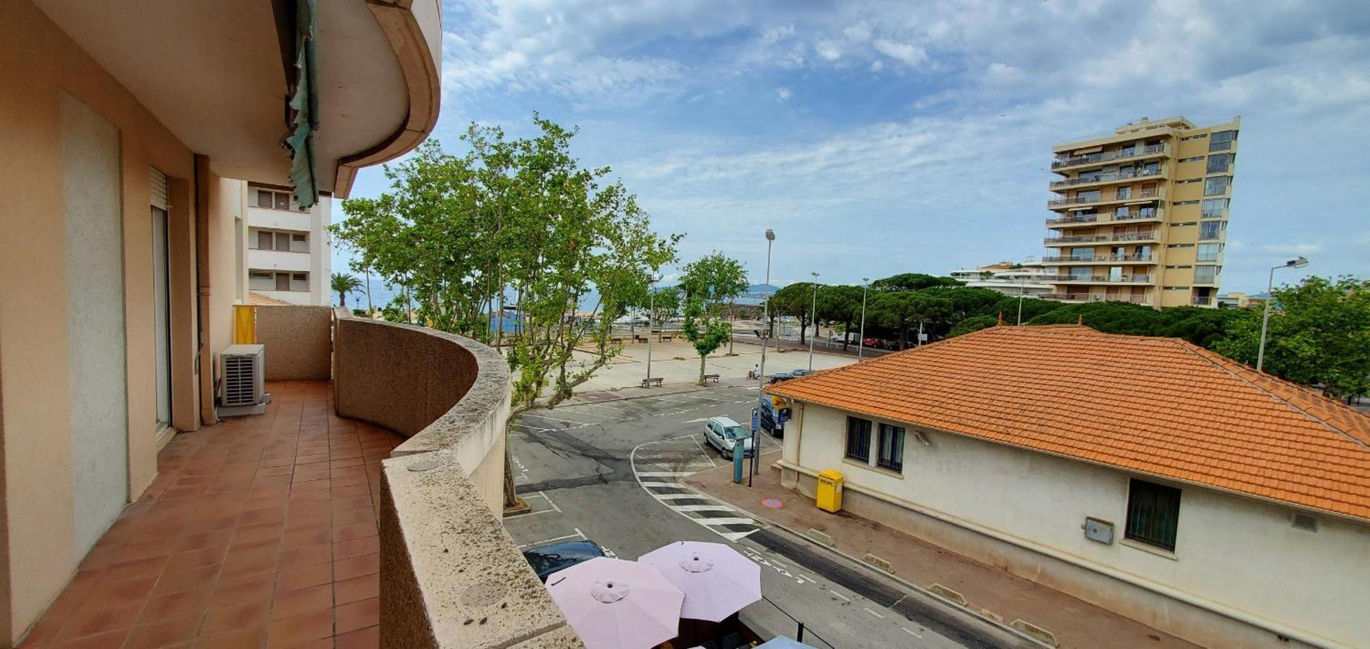 Apartment Rosa Baia Rare 110m2 , 3 Chambres, Vue Mer, 6 Pers Frejus